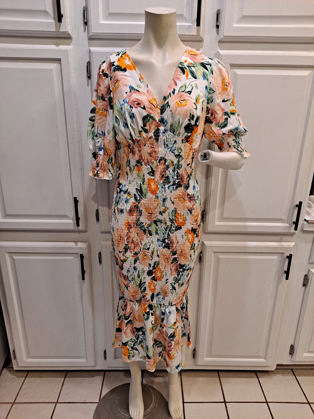 Simplee Floral Smocked To Knee Midi Dress Cream Peach Green Ruffled Vneck Slipup